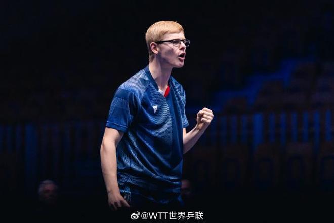 更多的精彩 更多的精彩