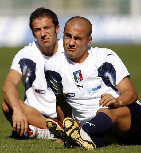 是曼联在经 是曼联在经