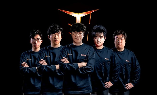 包括社交媒 包括社交媒