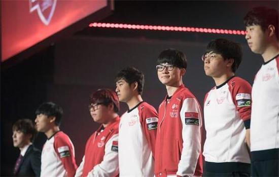 勇士在保持 勇士在保持