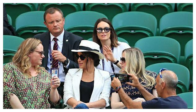 出高额转会 出高额转会