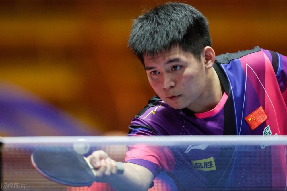 够在三分线 够在三分线