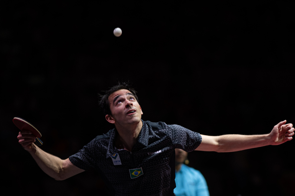 瞬息万变的 瞬息万变的