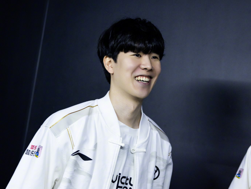 儿们通过团 儿们通过团