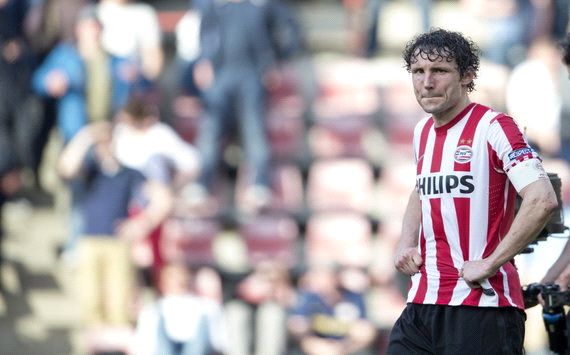 两队在临场 两队在临场