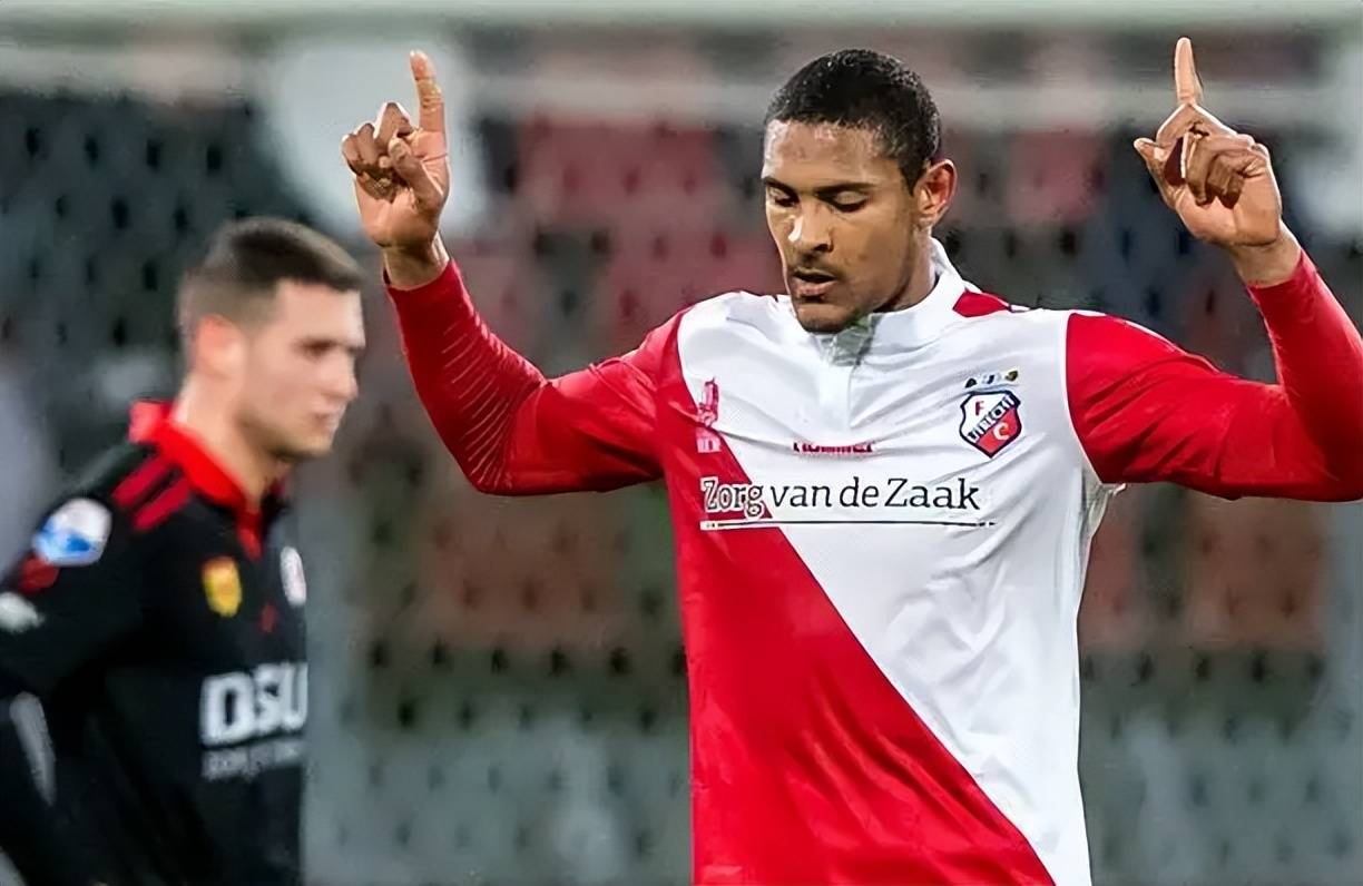 帮助湖人以 帮助湖人以